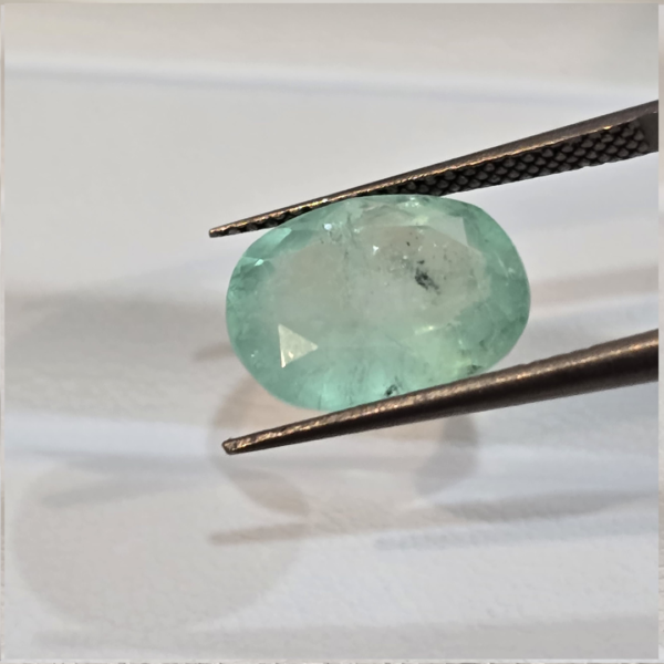 Columbian Emerald 4.45 carat (5.00 ratti)