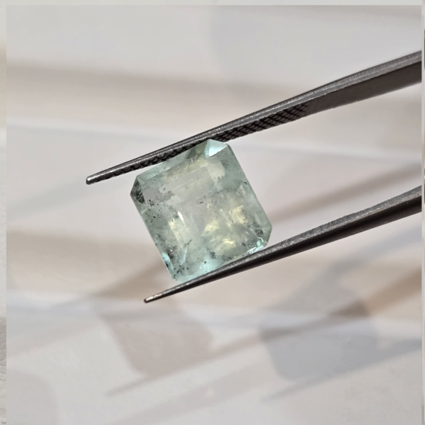 Columbian  Emerald 3.90 carat