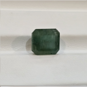 Emerald 5.50 carat 6.11 ratti