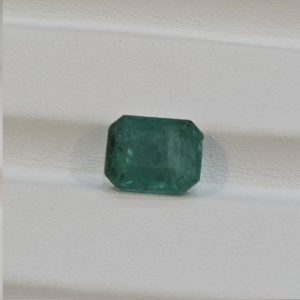 Emerald 4.10 carat 4.55 ratti