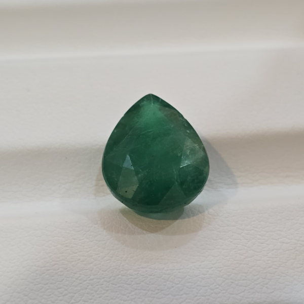 Columbian Emerald 6.00 carat 6.50 ratti