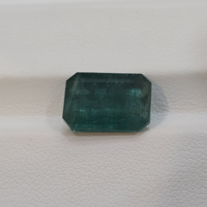 Emerald 4.50 carat 5.00 ratti